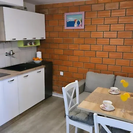 Gago Apartment Split
