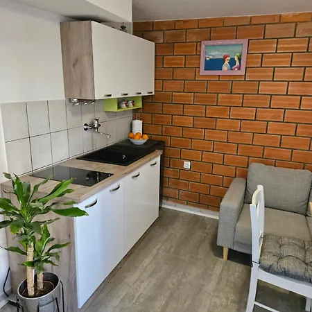 Gago Apartment Split